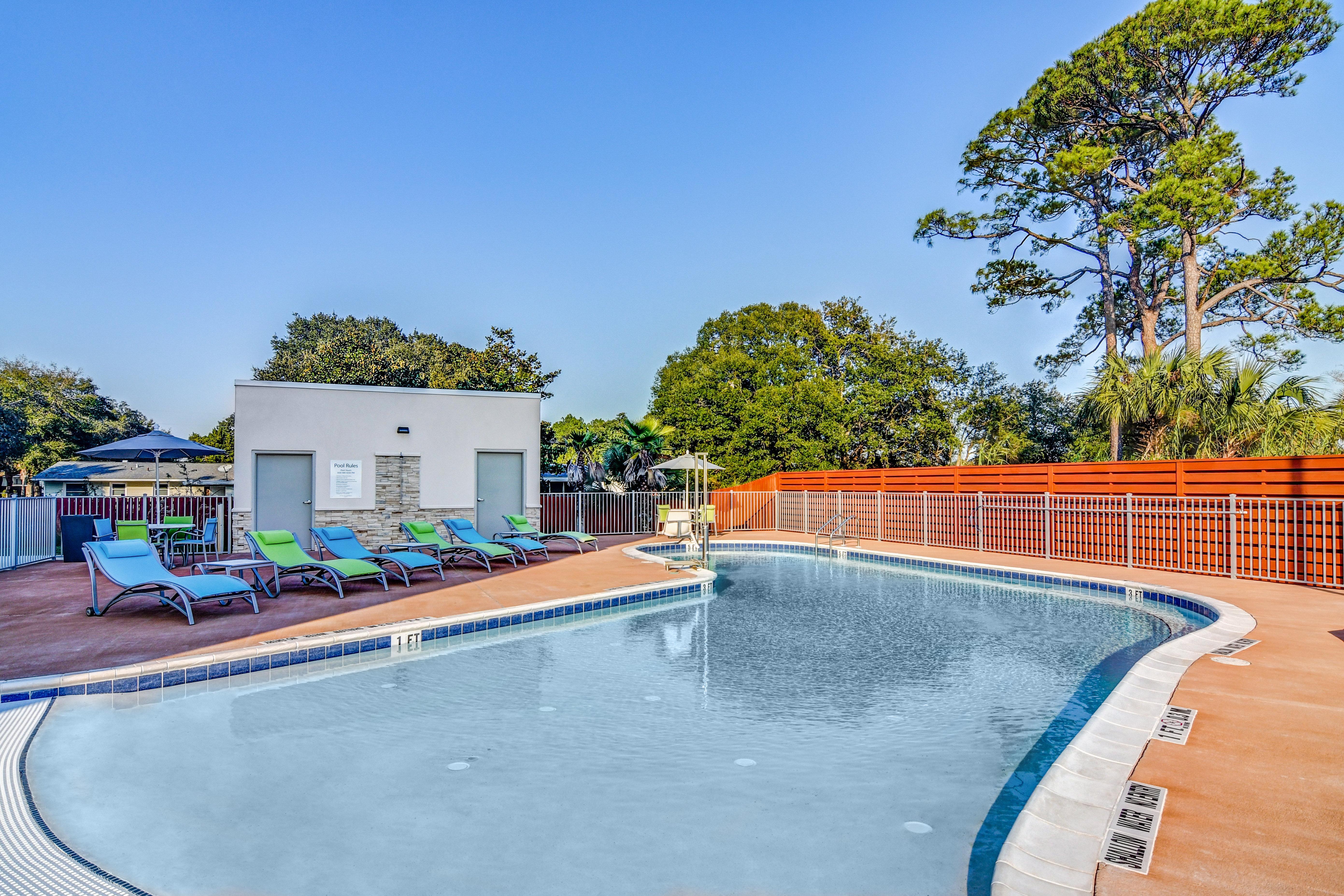 Holiday Inn Express - Fort Walton Beach Central By Ihg Exterior foto
